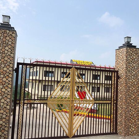 Nakshatra Resort Kunihar Extérieur photo