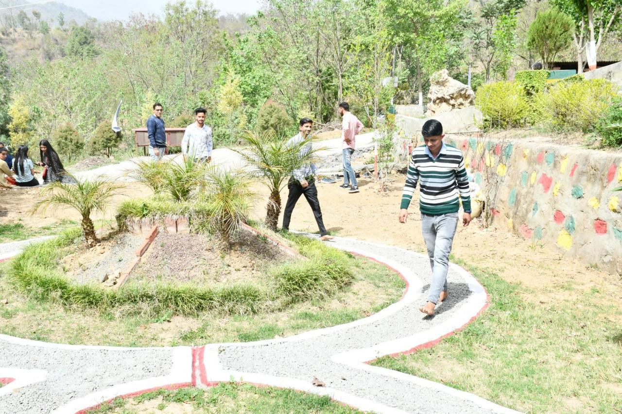 Nakshatra Resort Kunihar Extérieur photo