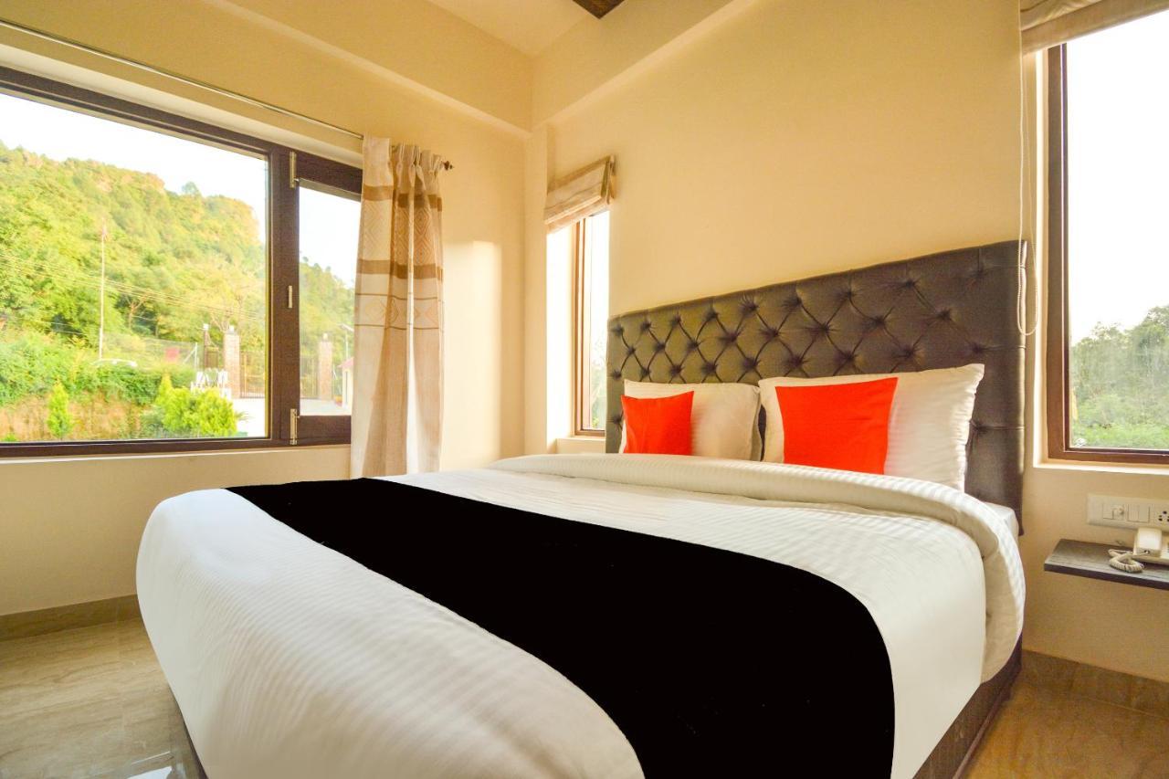 Nakshatra Resort Kunihar Extérieur photo
