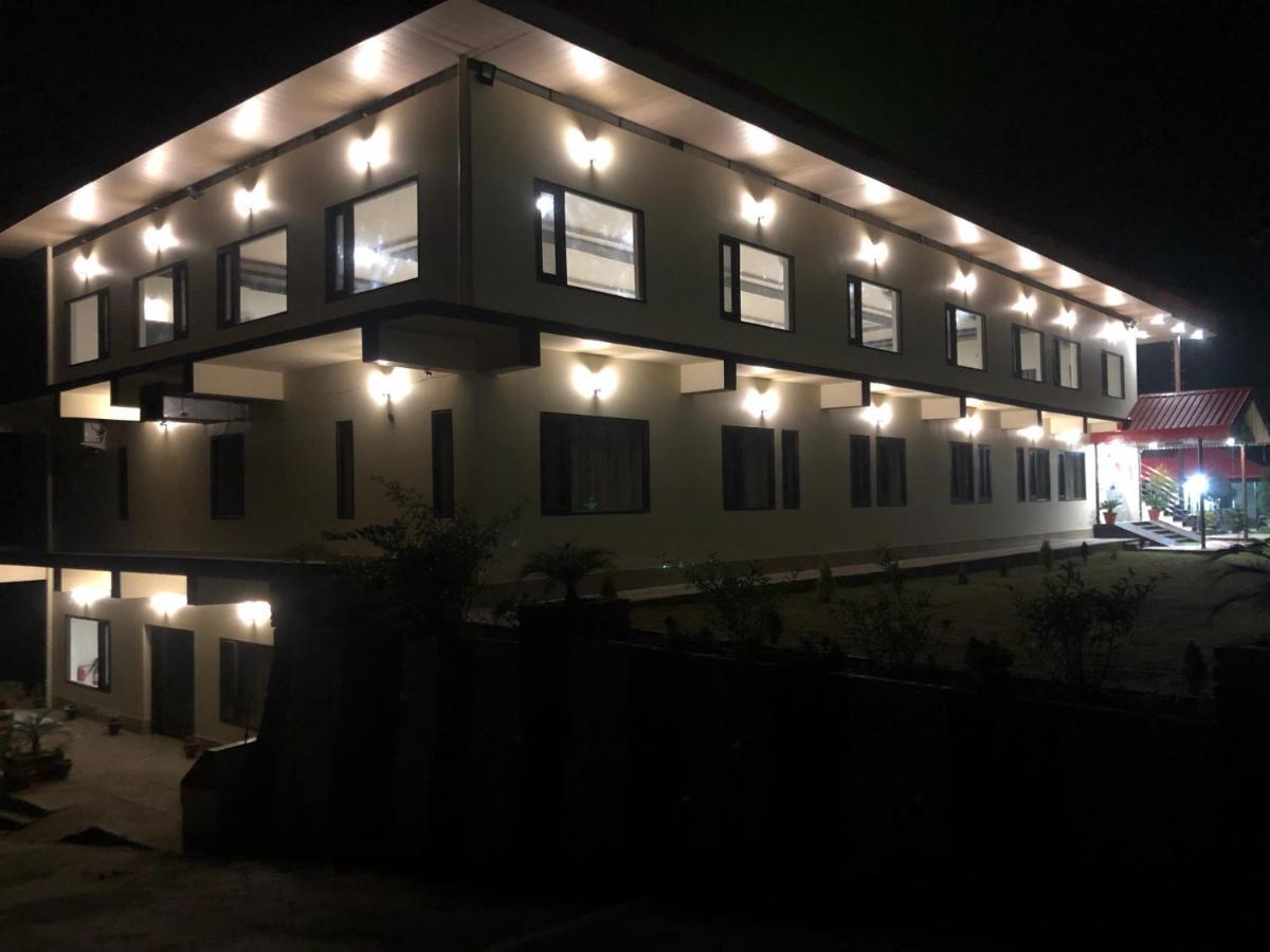 Nakshatra Resort Kunihar Extérieur photo